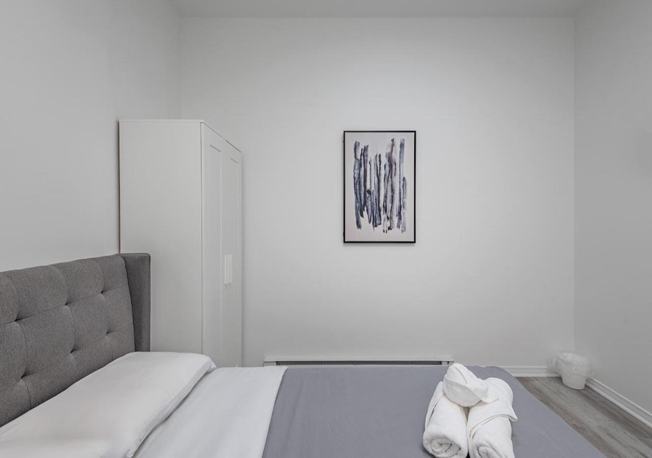 Luxurious 3Bd Apt In Heart Of Downtown Free Parking On-Site 5 Min Walk To Bell Center Montreal Exterior photo